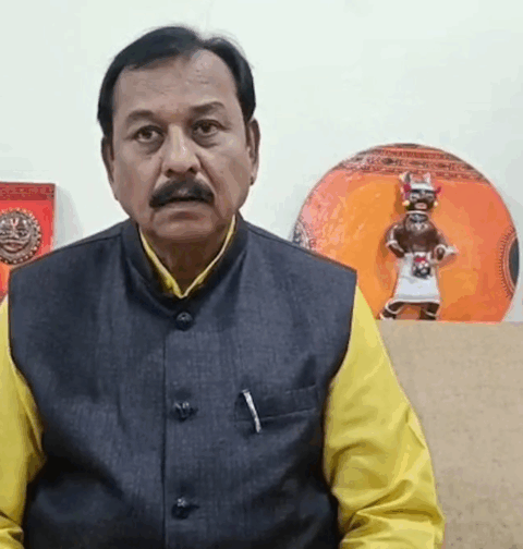 “दुर्ग सांसद विजय बघेल ब्रिक्स सम्मेलन 2025 में भारत का प्रतिनिधित्व करते हुए, छह सांसदों के भारतीय प्रतिनिधिमंडल में शामिल।”