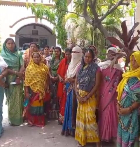 ग्रामीणों का विरोध